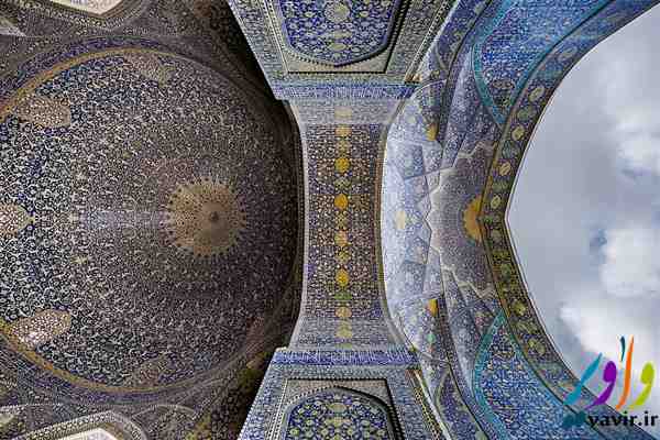مسجد شاه اصفهان واقع در میدان نقش جهان